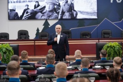 Сергей Цивилев провел в прямом эфире урок «Разговоры о важном»